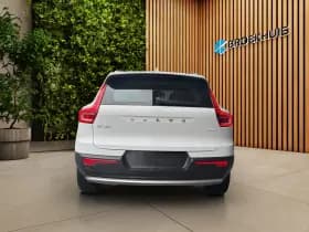 Volvo XC40 thumbnail 9