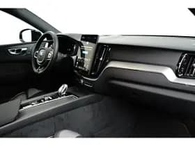 Volvo XC60 thumbnail 3