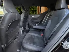 Volvo XC40 thumbnail 6