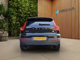 Volvo XC40 thumbnail 9