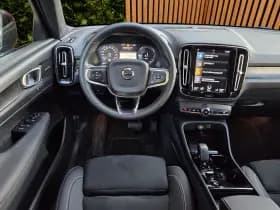 Volvo XC40 thumbnail 10