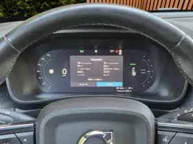 Volvo EX40 thumbnail 13