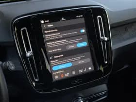 Volvo EX40 thumbnail 14