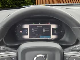 Volvo EX40 thumbnail 13
