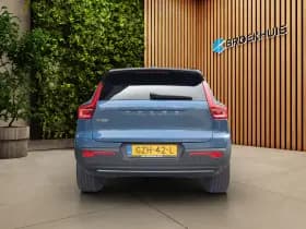 Volvo EX40 thumbnail 10