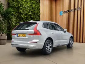 Volvo XC60 thumbnail 2