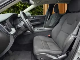 Volvo XC60 thumbnail 5