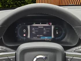 Volvo EX40 thumbnail 13