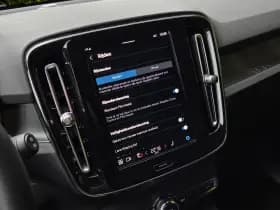 Volvo EX40 thumbnail 14