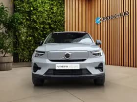 Volvo EX40 thumbnail 9