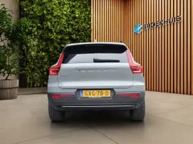 Volvo EX40 thumbnail 10