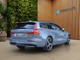 Volvo V60 thumbnail 2