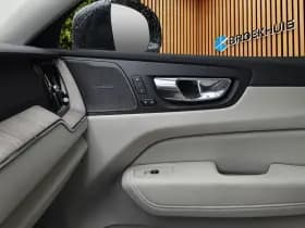 Volvo XC60 thumbnail 15