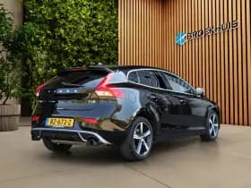 Volvo V40 thumbnail 2