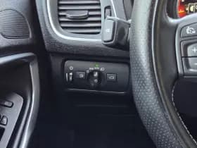 Volvo V40 thumbnail 13