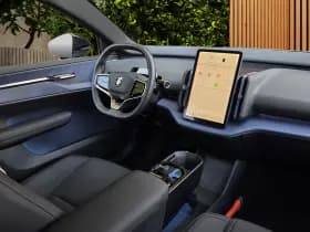 Volvo EX30 thumbnail 3