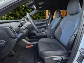 Volvo EX30 thumbnail 5
