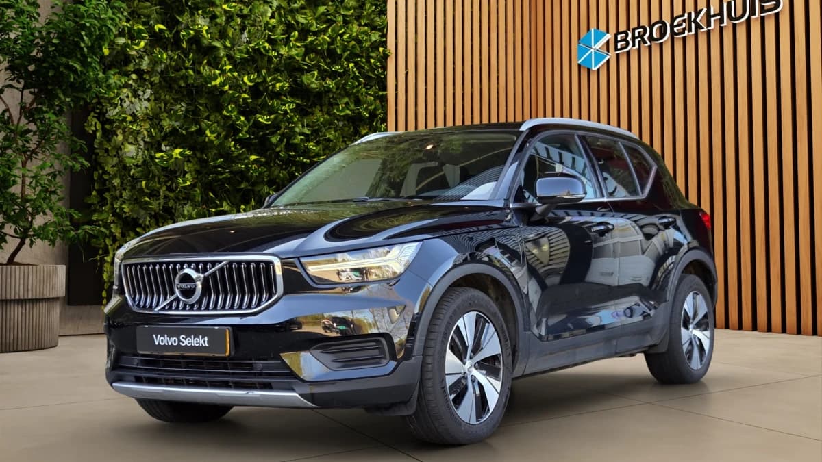 Volvo XC40 — foto 1