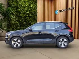 Volvo XC40 thumbnail 4