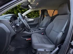 Volvo XC40 thumbnail 5