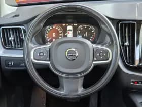 Volvo XC60 thumbnail 11