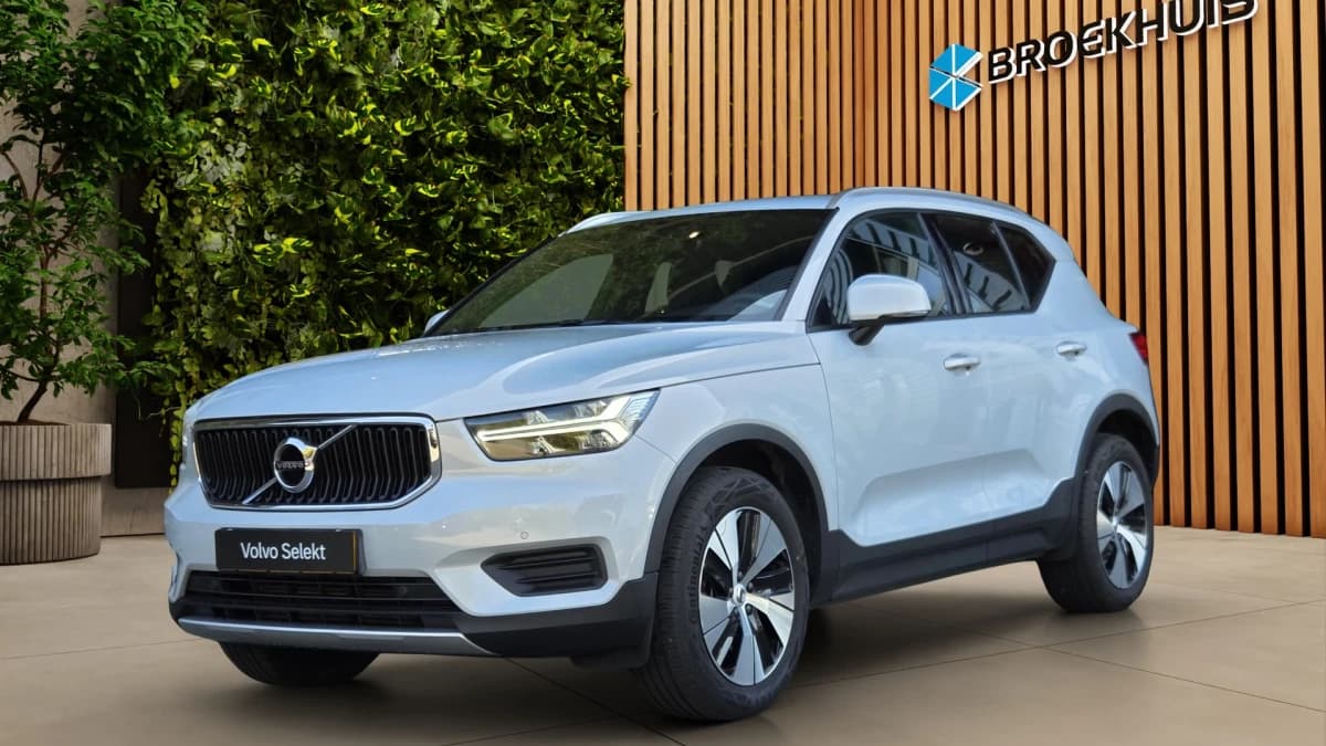 Volvo XC40 — foto 1
