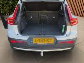 Volvo XC40 thumbnail 7