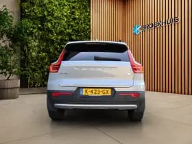 Volvo XC40 thumbnail 9