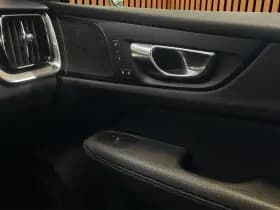 Volvo V60 thumbnail 23