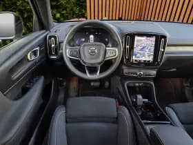 Volvo XC40 thumbnail 11