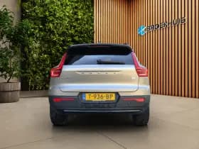 Volvo XC40 thumbnail 10