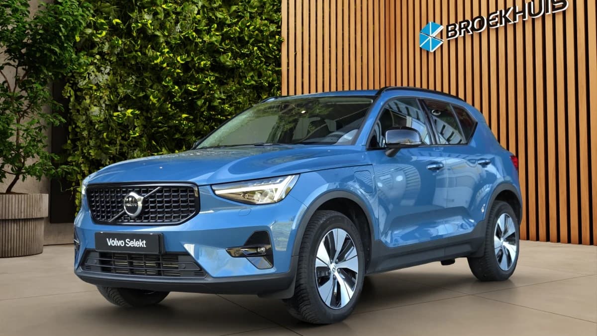 Volvo XC40 — foto 1