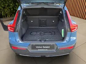 Volvo XC40 thumbnail 7