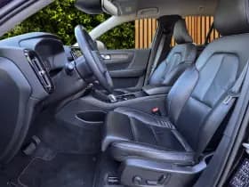 Volvo XC40 thumbnail 5
