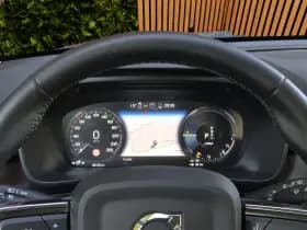 Volvo XC40 thumbnail 12