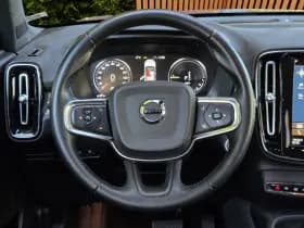Volvo XC40 thumbnail 12
