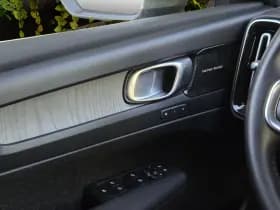 Volvo XC40 thumbnail 19