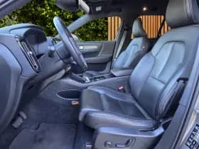 Volvo XC40 thumbnail 5