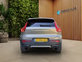 Volvo XC40 thumbnail 10