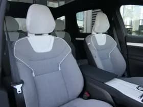 Volvo EX90 thumbnail 5