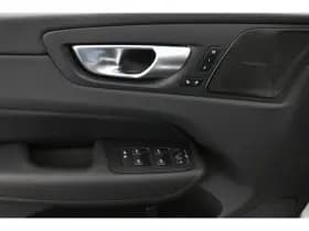Volvo XC60 thumbnail 12