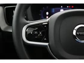 Volvo XC60 thumbnail 30