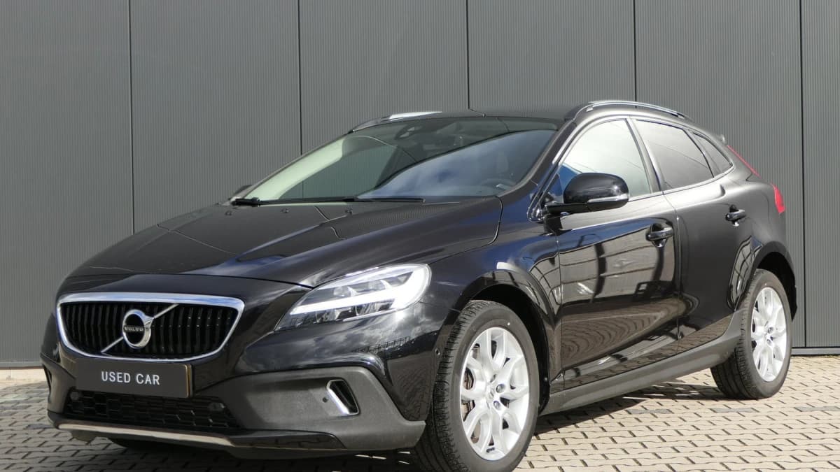 Volvo V40 — foto 1