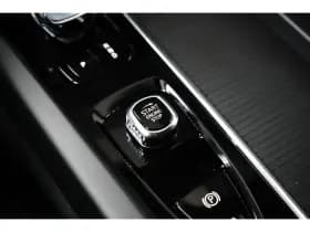 Volvo XC60 thumbnail 32
