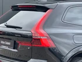 Volvo XC60 thumbnail 25