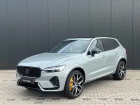 Volvo XC60 thumbnail 1