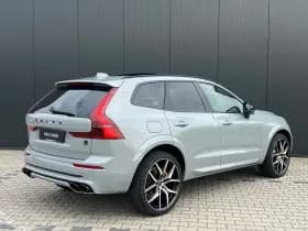 Volvo XC60 thumbnail 3