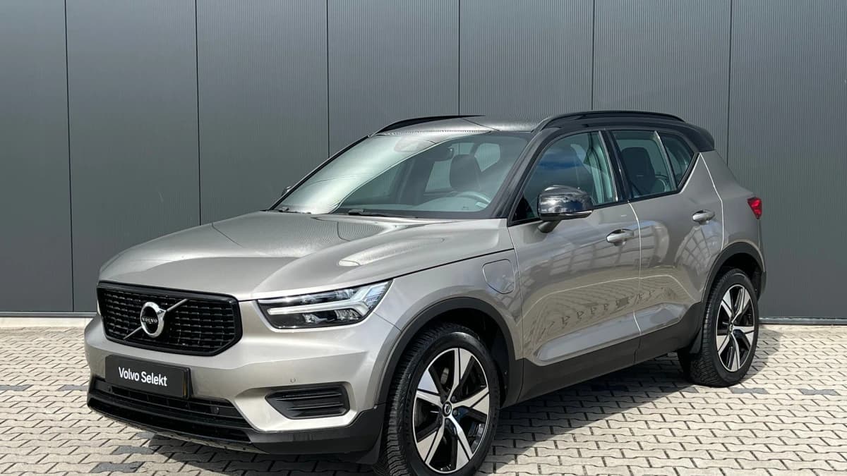 Volvo XC40 — foto 1