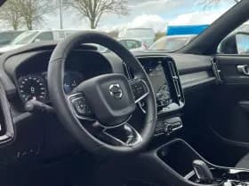 Volvo XC40 thumbnail 7