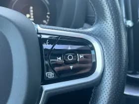 Volvo XC60 thumbnail 38